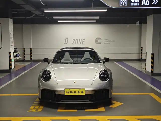 Porsche 911 2026 Targa 4 GTS 3.6T