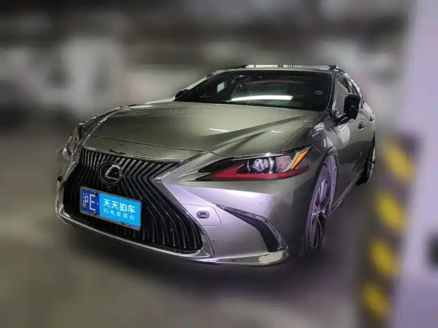 Lexus ES 2020 200 Excellence — фото 1