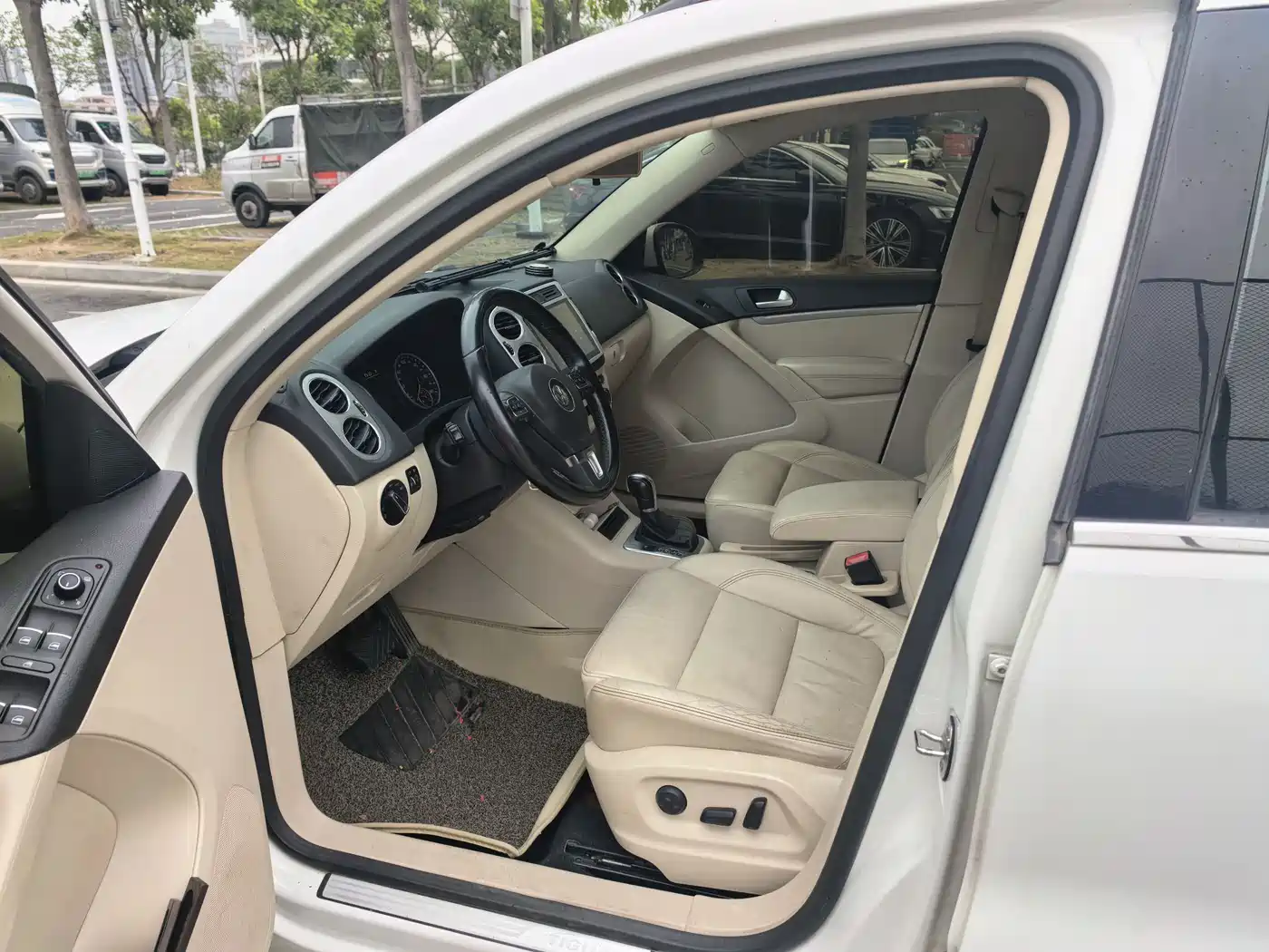 Volkswagen Tiguan 2015 1.8TSI Automatic 2WD Comfortline фото 20