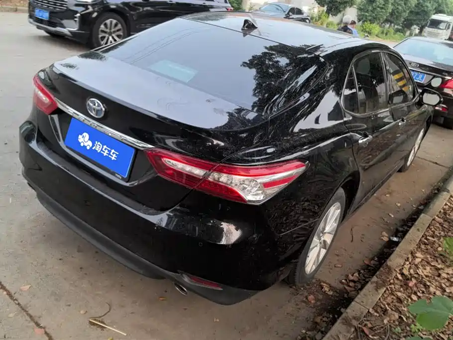 Toyota Camry 2021 2.0G Luxury Edition фото 3