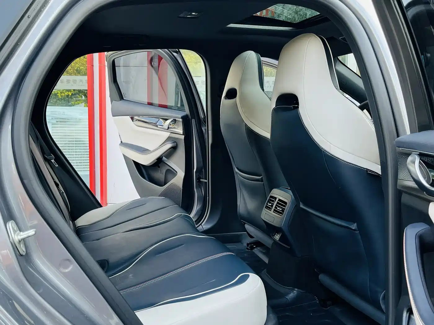 BYD Qin PLUS 2021 DM-i 55KM Premium фото 5