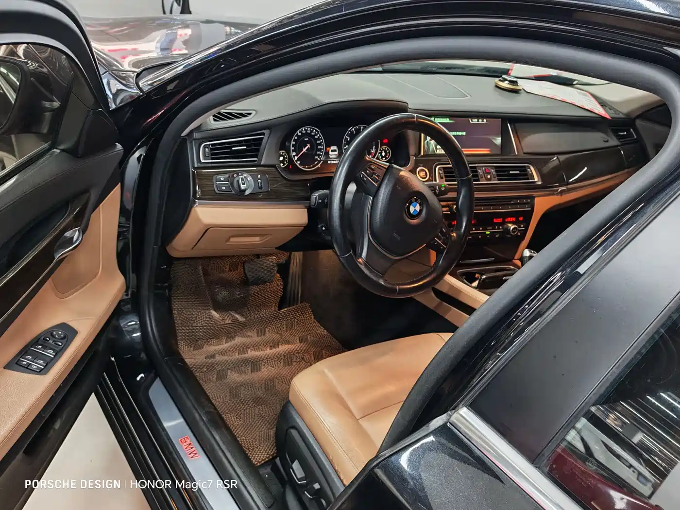 BMW 7 Series 2014 730Li Premium фото 2