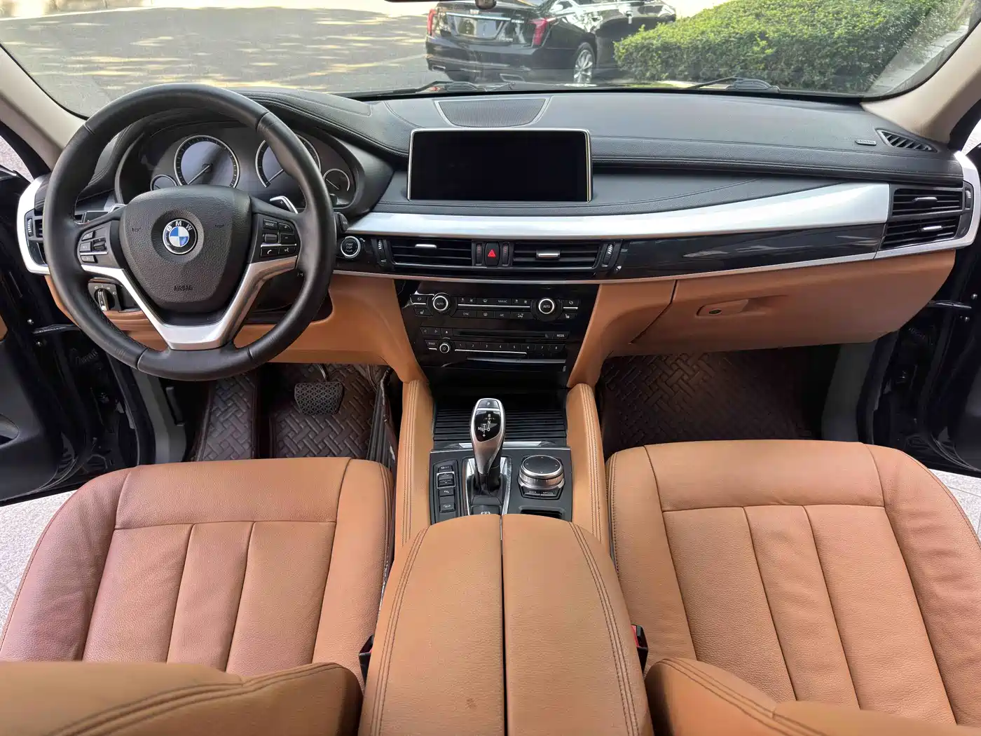 BMW X6 2015 xDrive35i Luxury Model фото 10