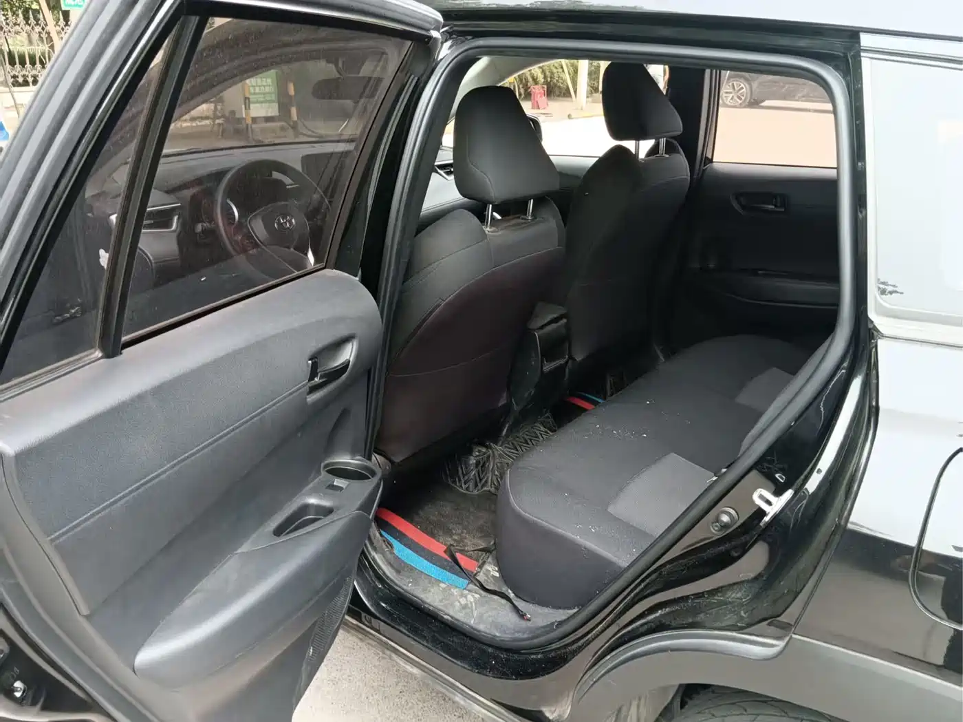 Toyota Frontlander 2022 2.0L CVT Elite фото 4