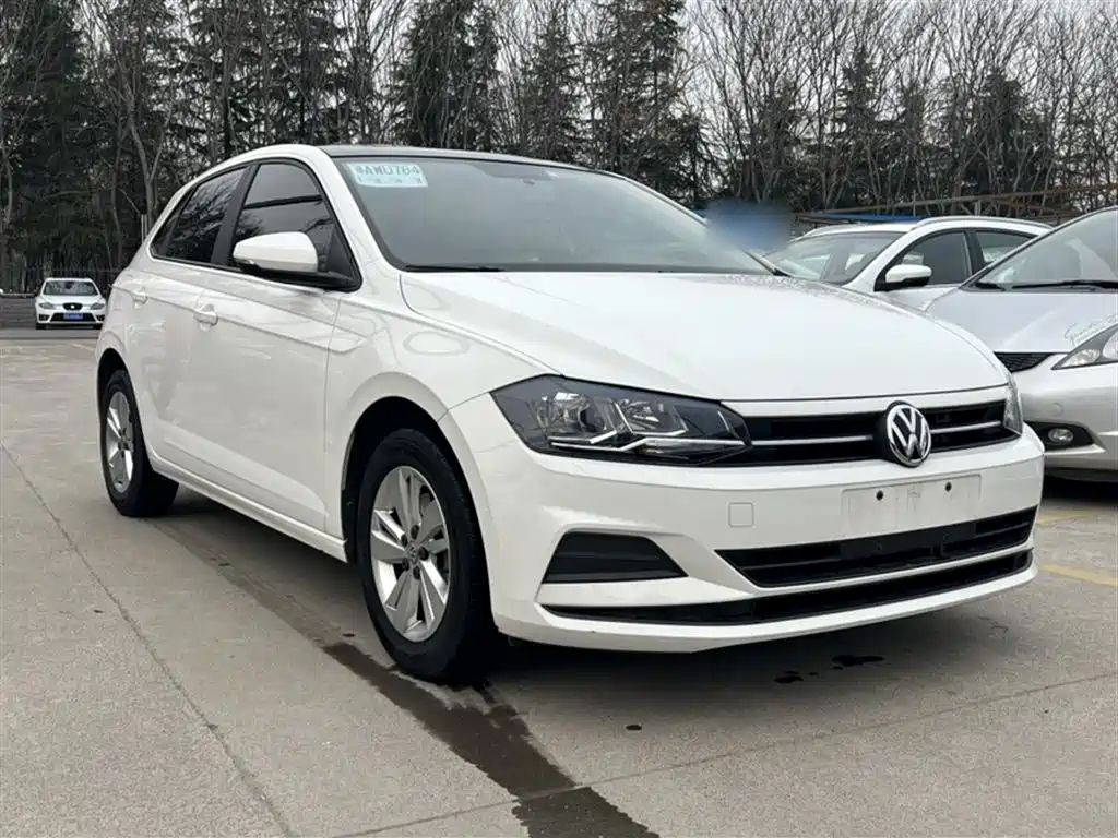 Volkswagen Polo 2019 Plus 1.5L Automatic Panorama Enjoyment Edition фото 9