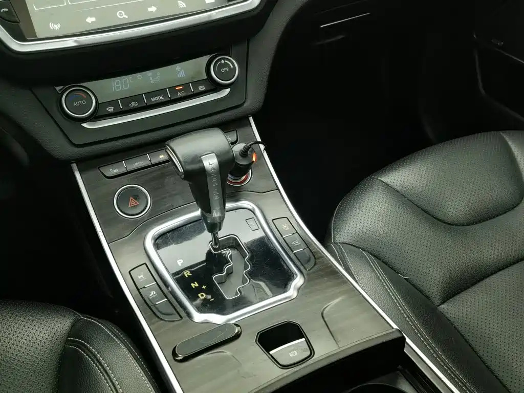 Landwind X7 2015 2015 2.0T Panorama Premium