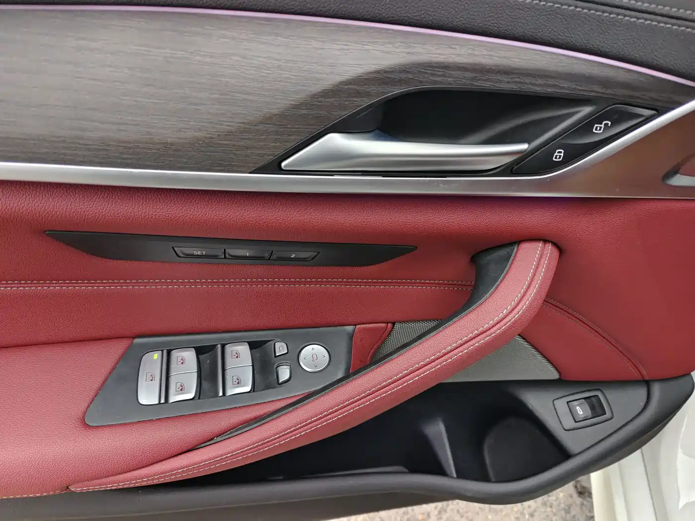 BMW 5 Series 2023 530Li Leading M Sport Package фото 7