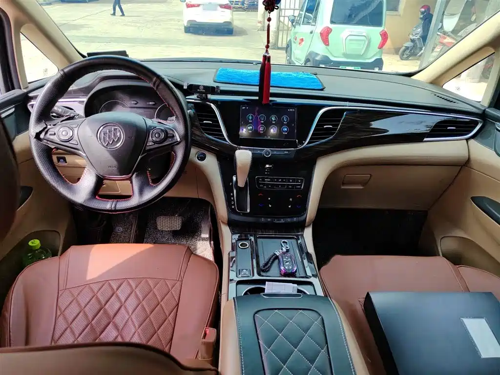 Buick GL8 2018 ES 28T Luxury Type China VI фото 13