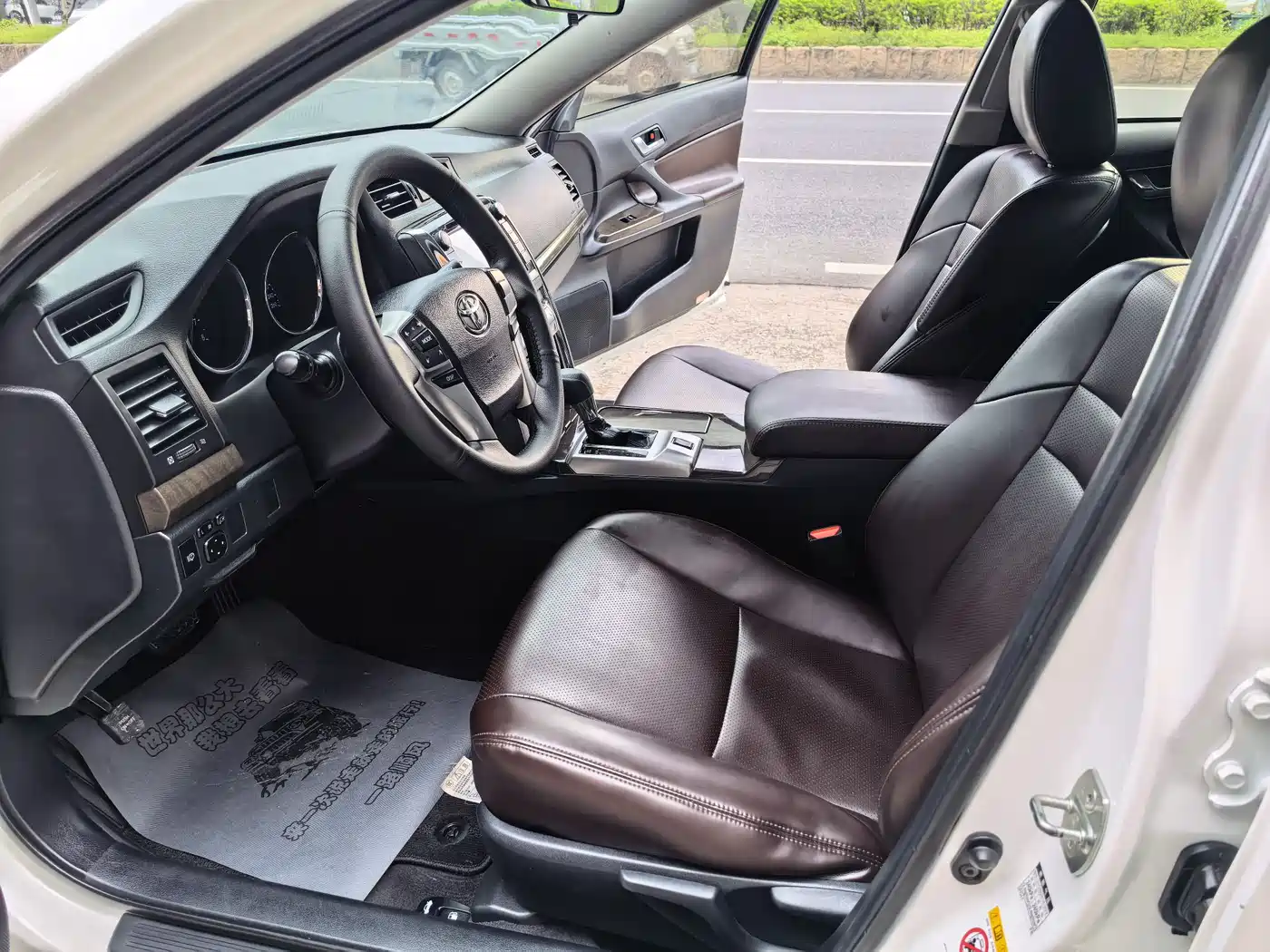 Toyota Reiz 2013 2.5S Elite Edition фото 13