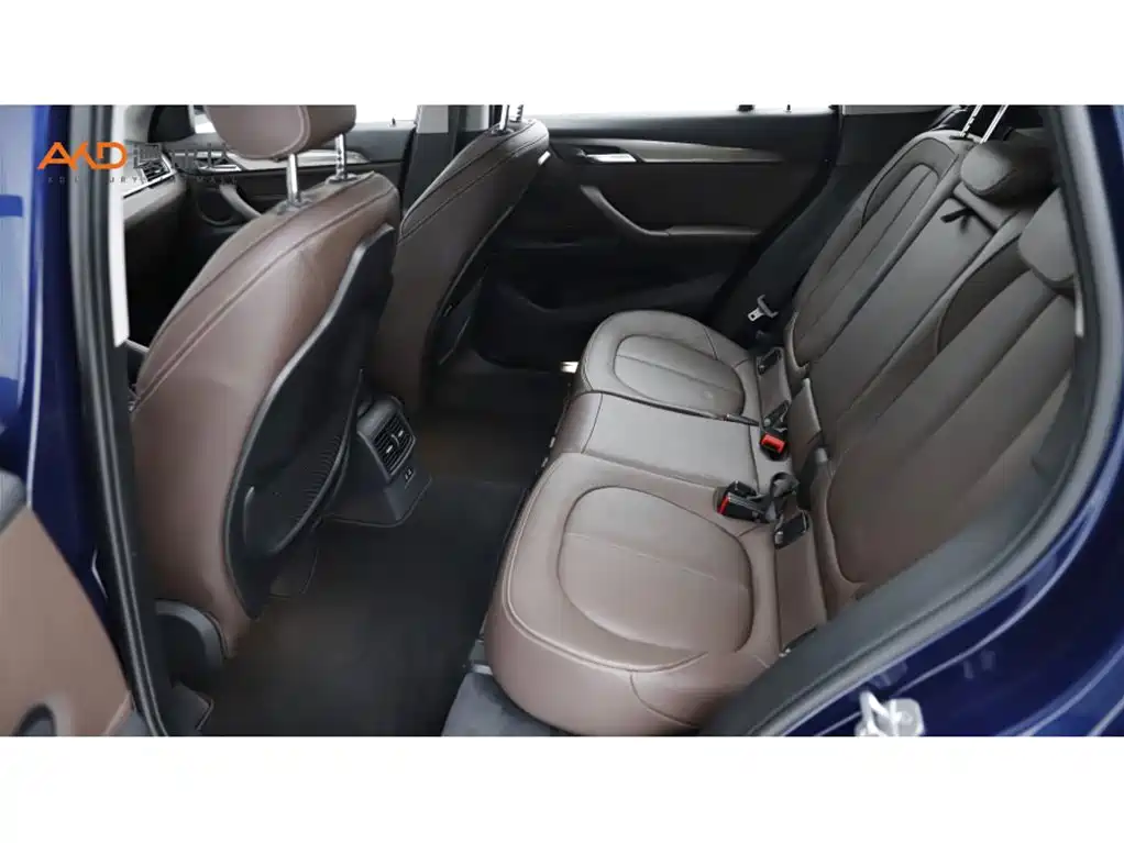 BMW X1 2019 sDrive18Li Premium Model фото 7