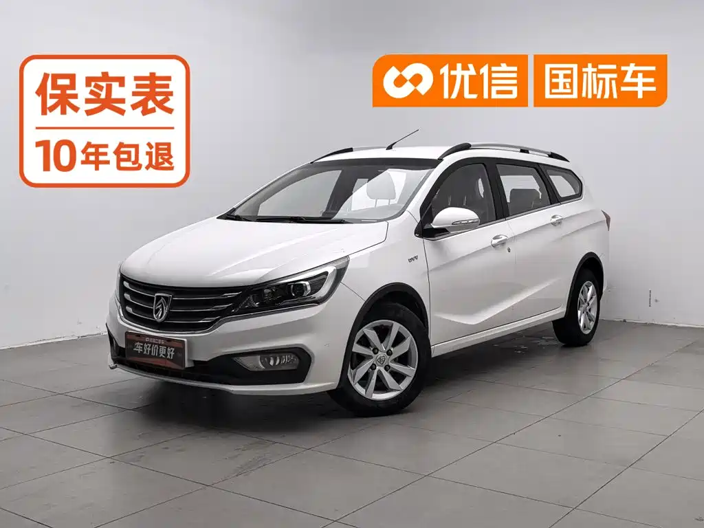 Baojun 310W 2018 2017 1.5L Manual Fashion Edition (China V)