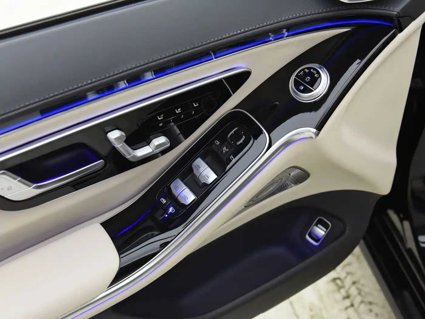 Mercedes-Benz S-Class New Energy 2023 S 450 e L Plug-in Hybrid Sedan фото 13