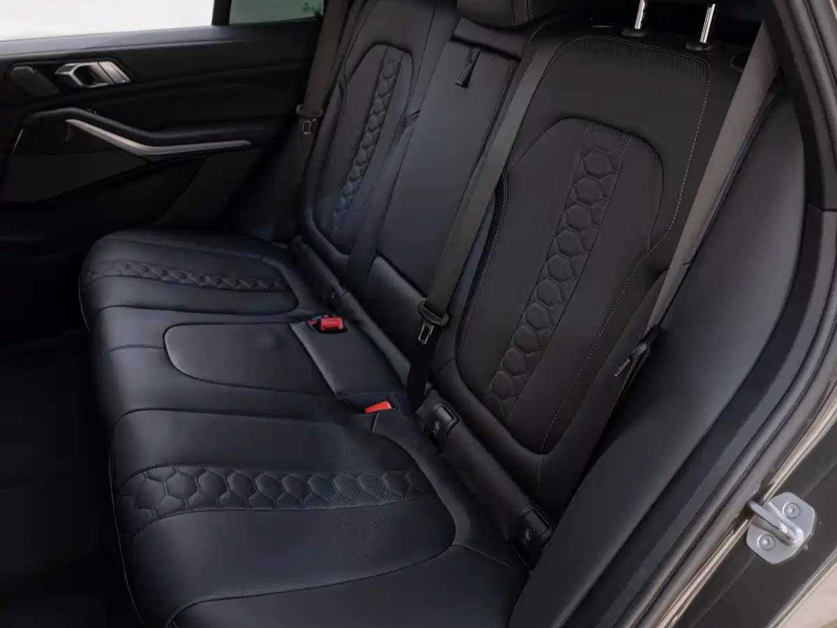 Photo 19 - BMW X5 M