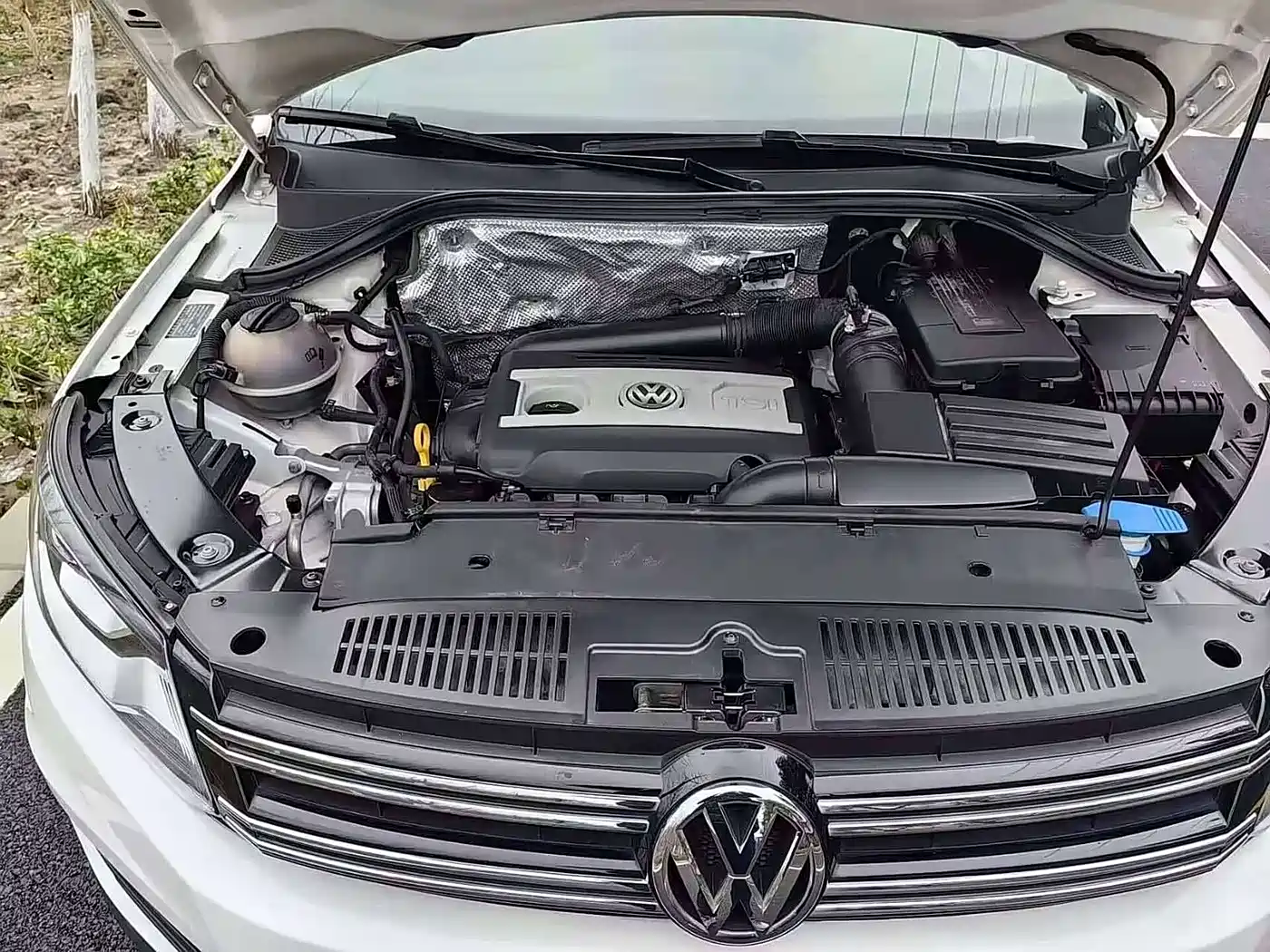 Volkswagen Tiguan 2015 1.8TSI Automatic 2WD Highline фото 7
