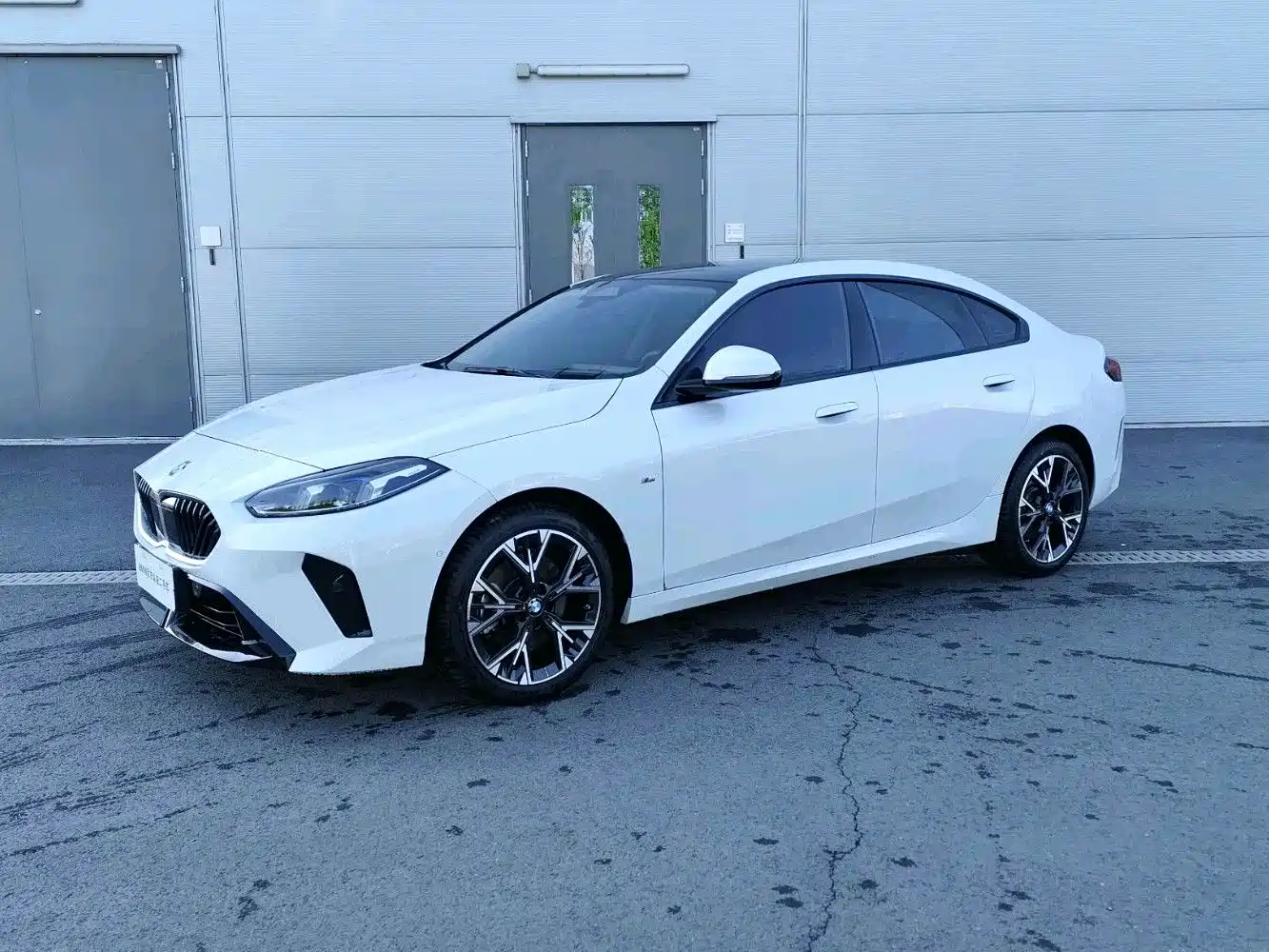 BMW 2-SERIES