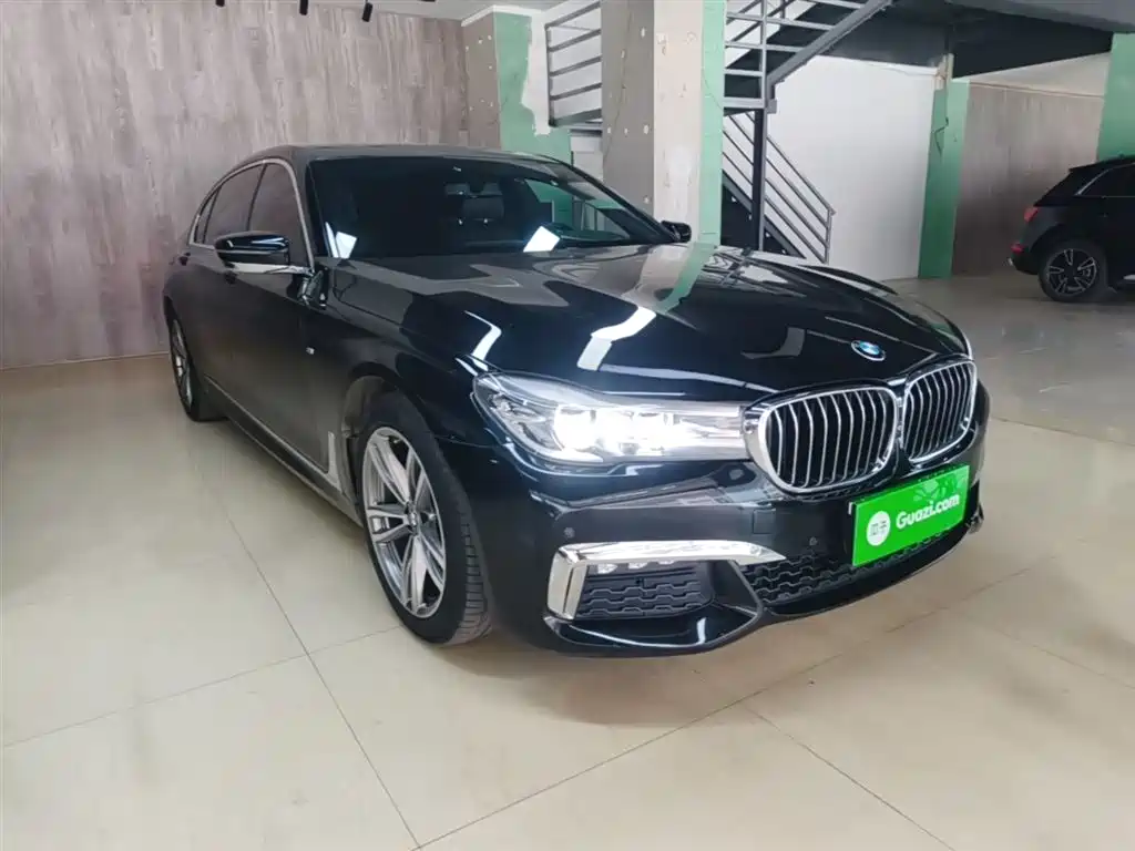 BMW 7 Series 2018 730Li Leading Type M Sport Package фото 4