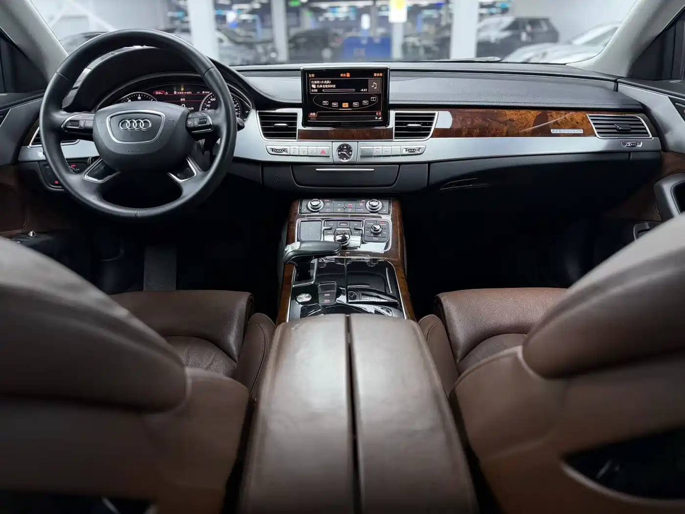 Audi A8 2013 A8L 45 TFSI quattro Comfort фото 5