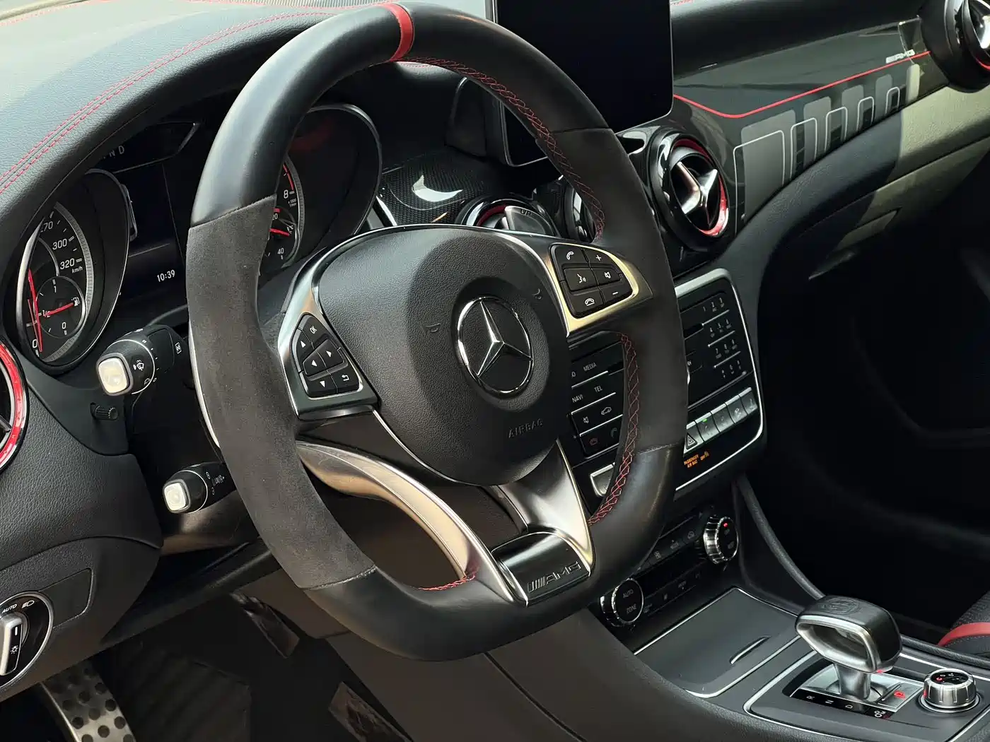 Mercedes-Benz CLA AMG 2017 Facelift AMG CLA 45 4MATIC фото 8