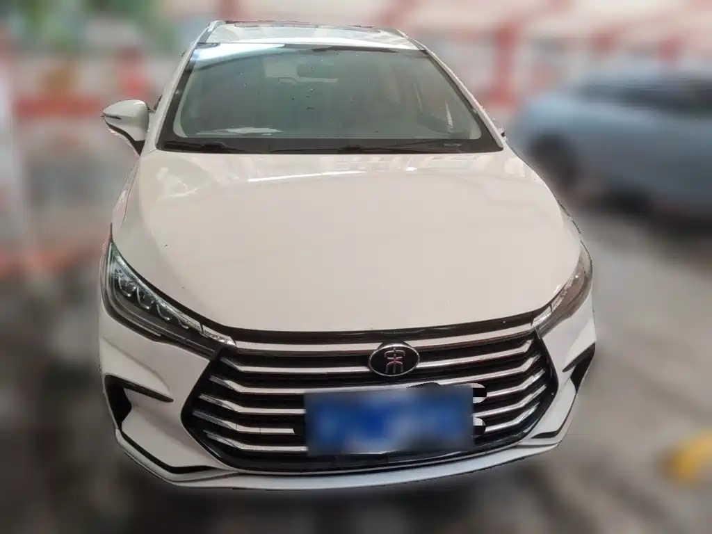Photo 24 - BYD Song MAX