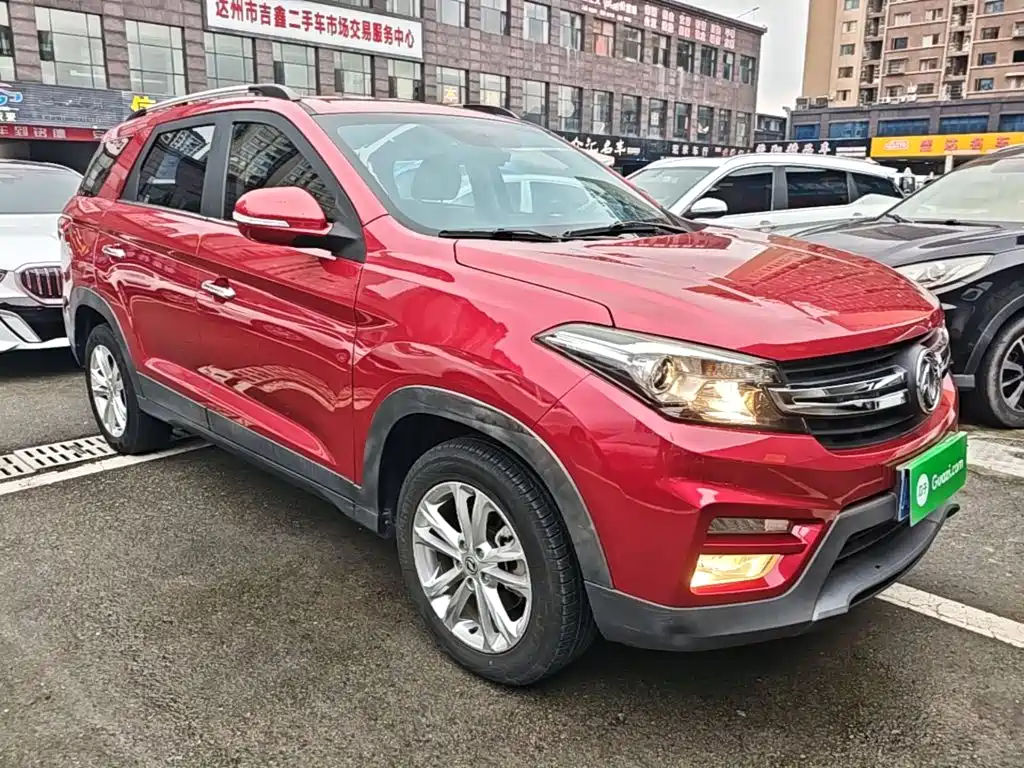 Dongfeng Fengguang Fengguang S560 2019 2018 1.8L CVT Elite 7-seater