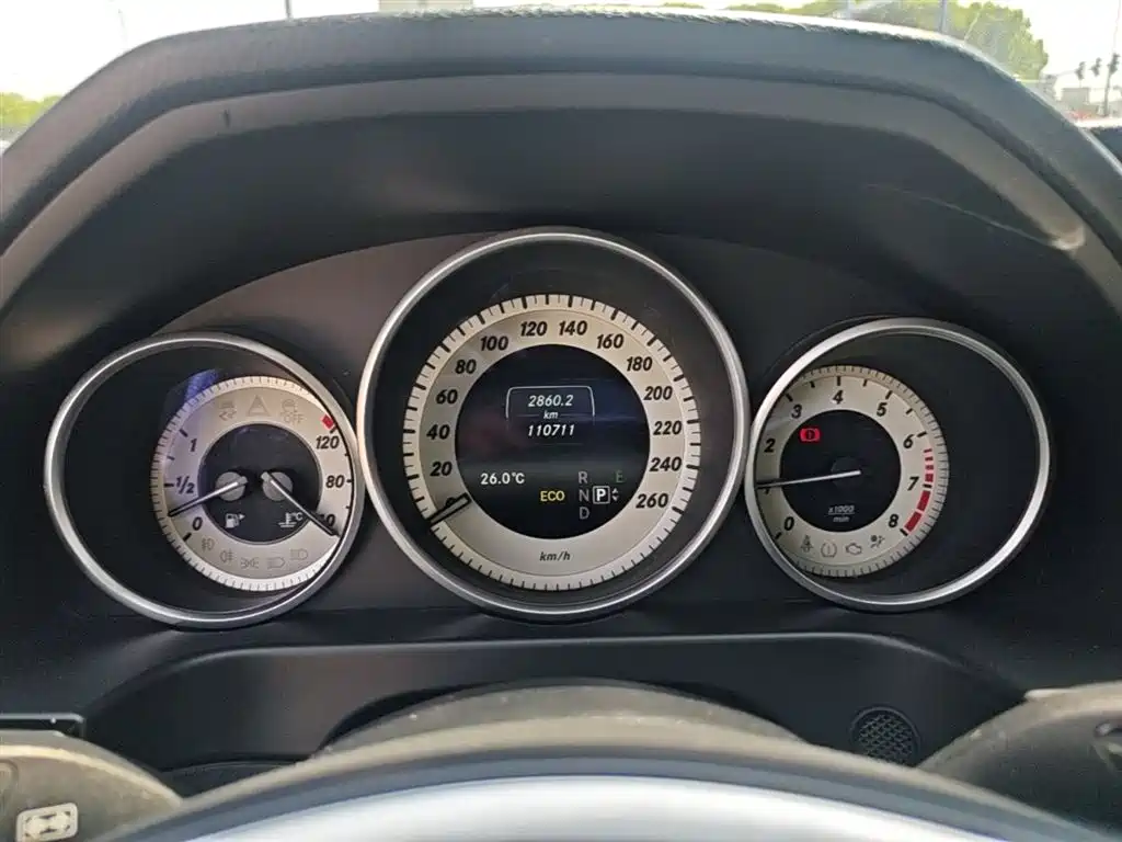 Mercedes-Benz E-Class 2015 Facelift E 260 L Sport Fashion фото 12