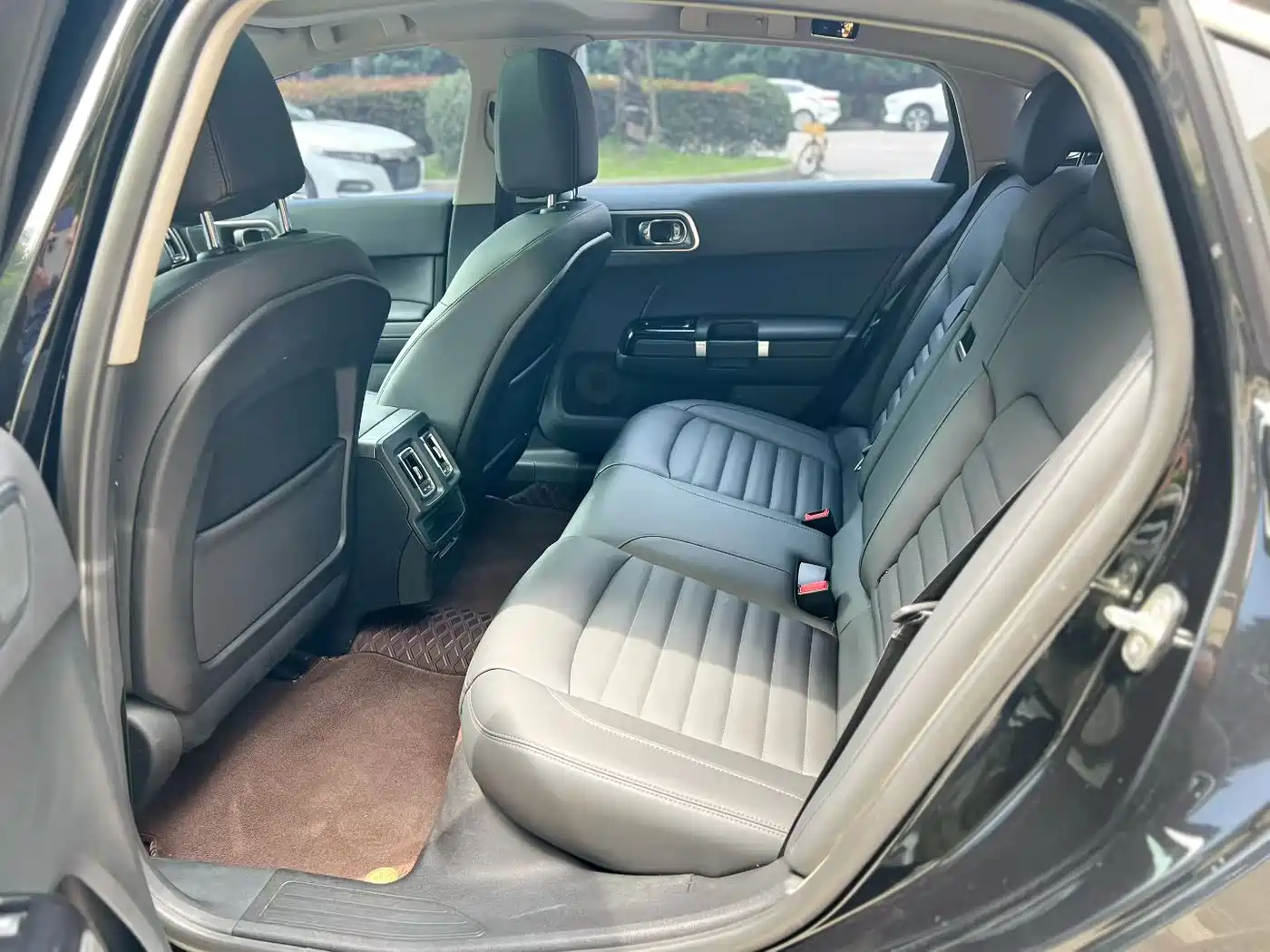 Citroën C6 2021 400THP Comfort Version фото 6