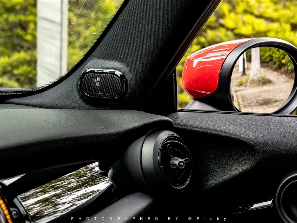 MINI JCW