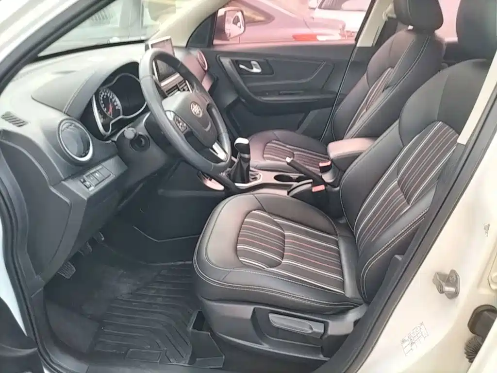 Besturn X40 2017 2017 1.6L Manual Luxury