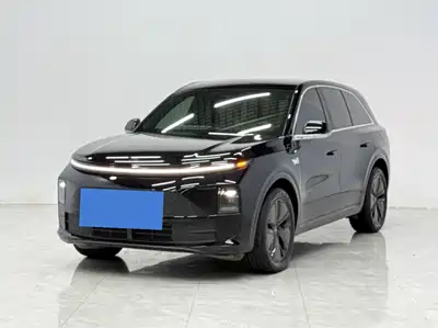 Li Auto L6