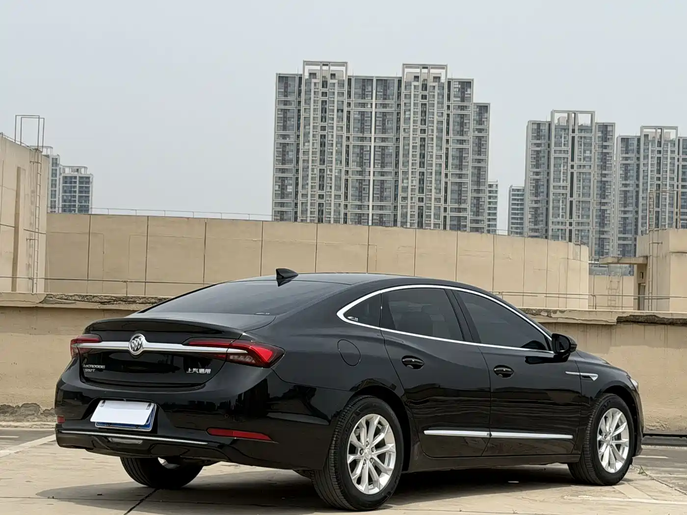 BUICK LACROSSE