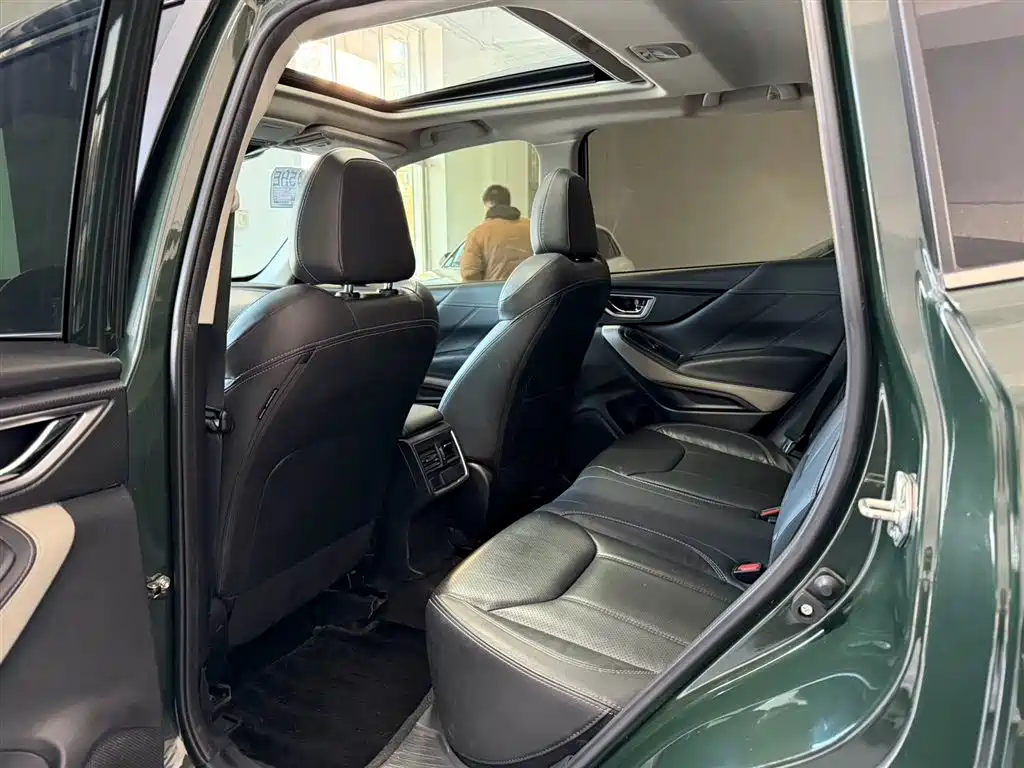 SUBARU FORESTER