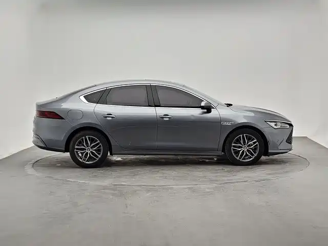 Фото 4 - BYD Qin PLUS