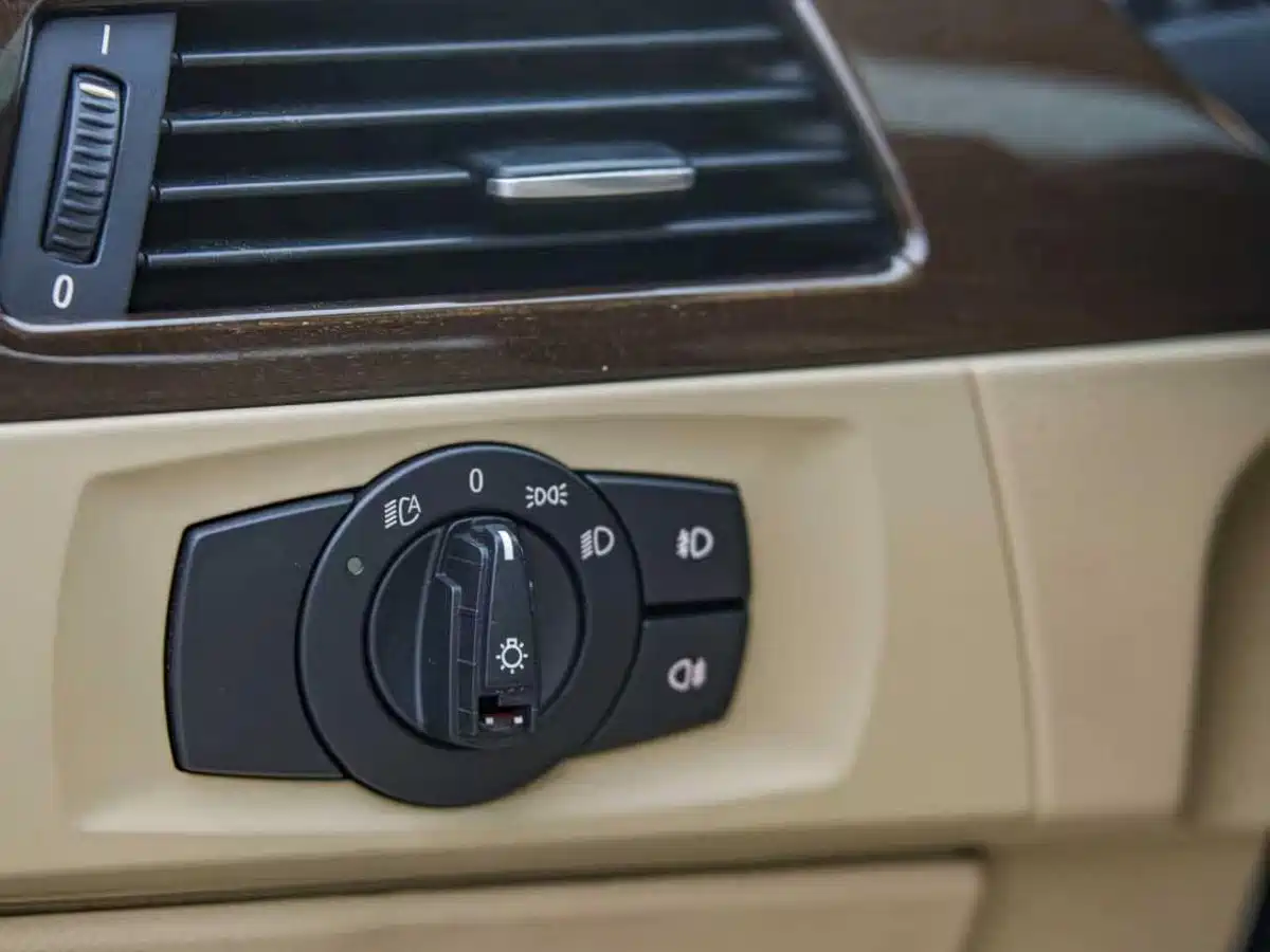 BMW 3 Series 2010 2010 325i Fashion