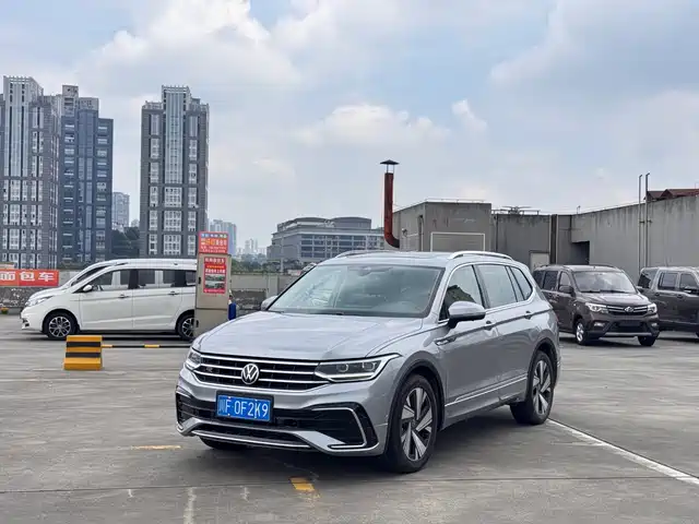 Volkswagen Tiguan L 2023 Facelift 330TSI Auto FWD R-Line Premium