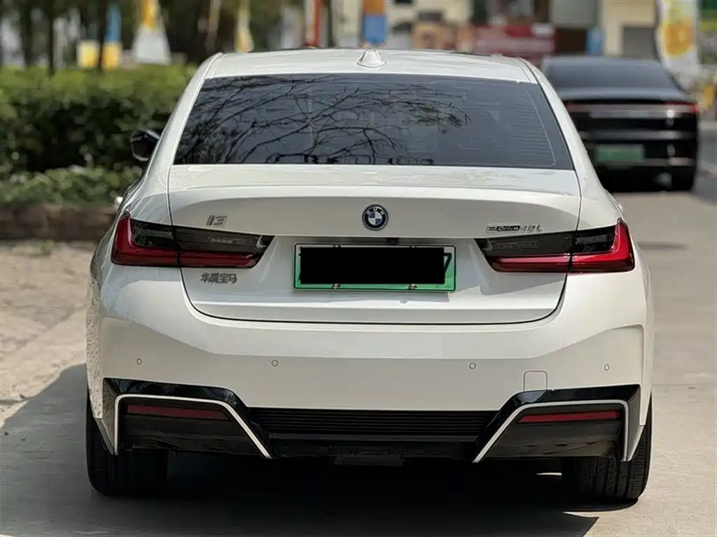 BMW i3 2024 eDrive 40 L Shadow Night Package фото 8