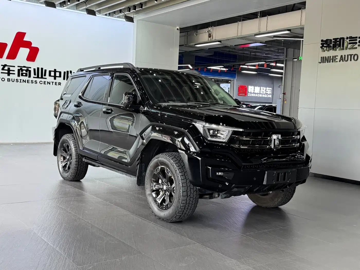 Tank 400 New Energy 2024 Hi4-T Off-Road Edition фото 3