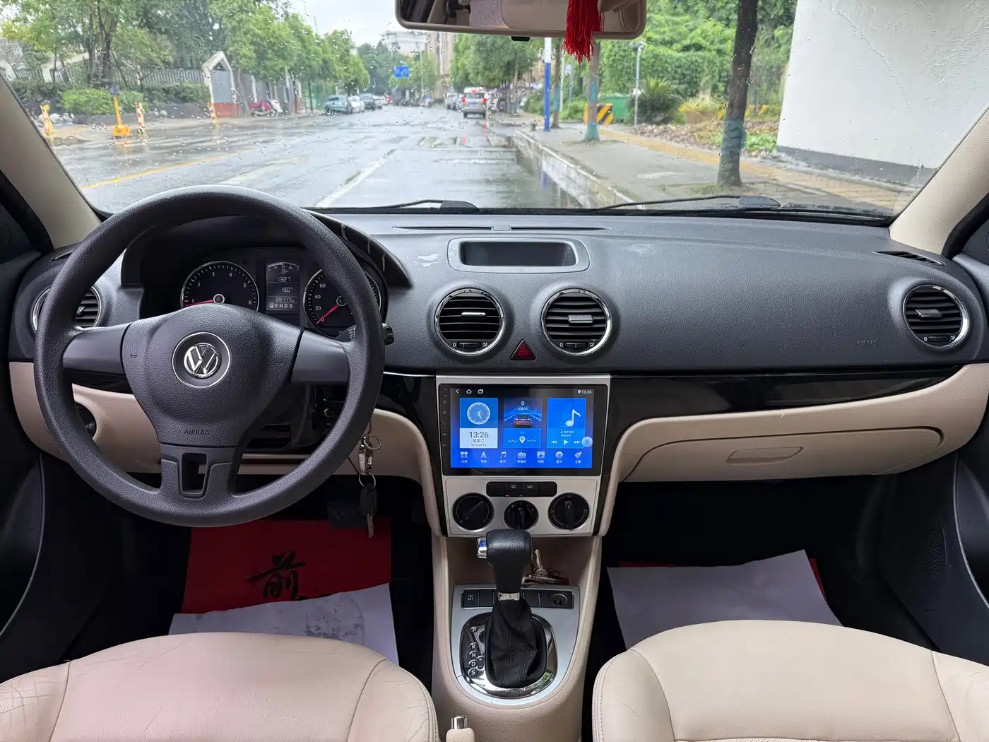 Volkswagen Lavida 2011 2011 1.6L Automatic Pinya Edition