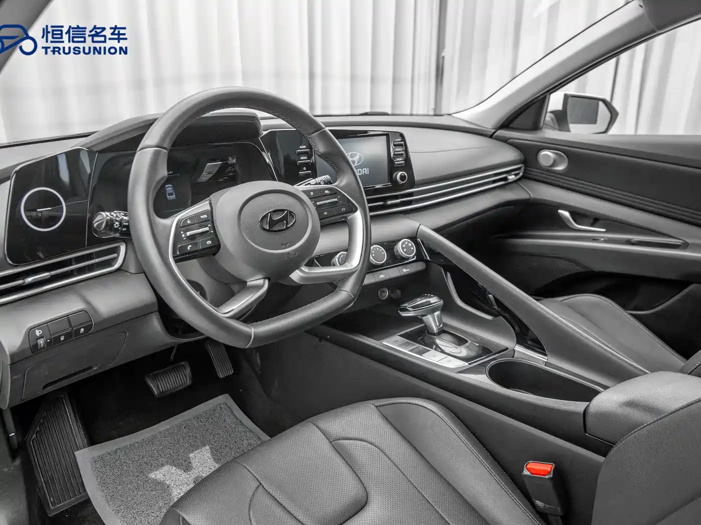 Hyundai Elantra 2023 1.5L CVT GLX Elite Edition фото 11