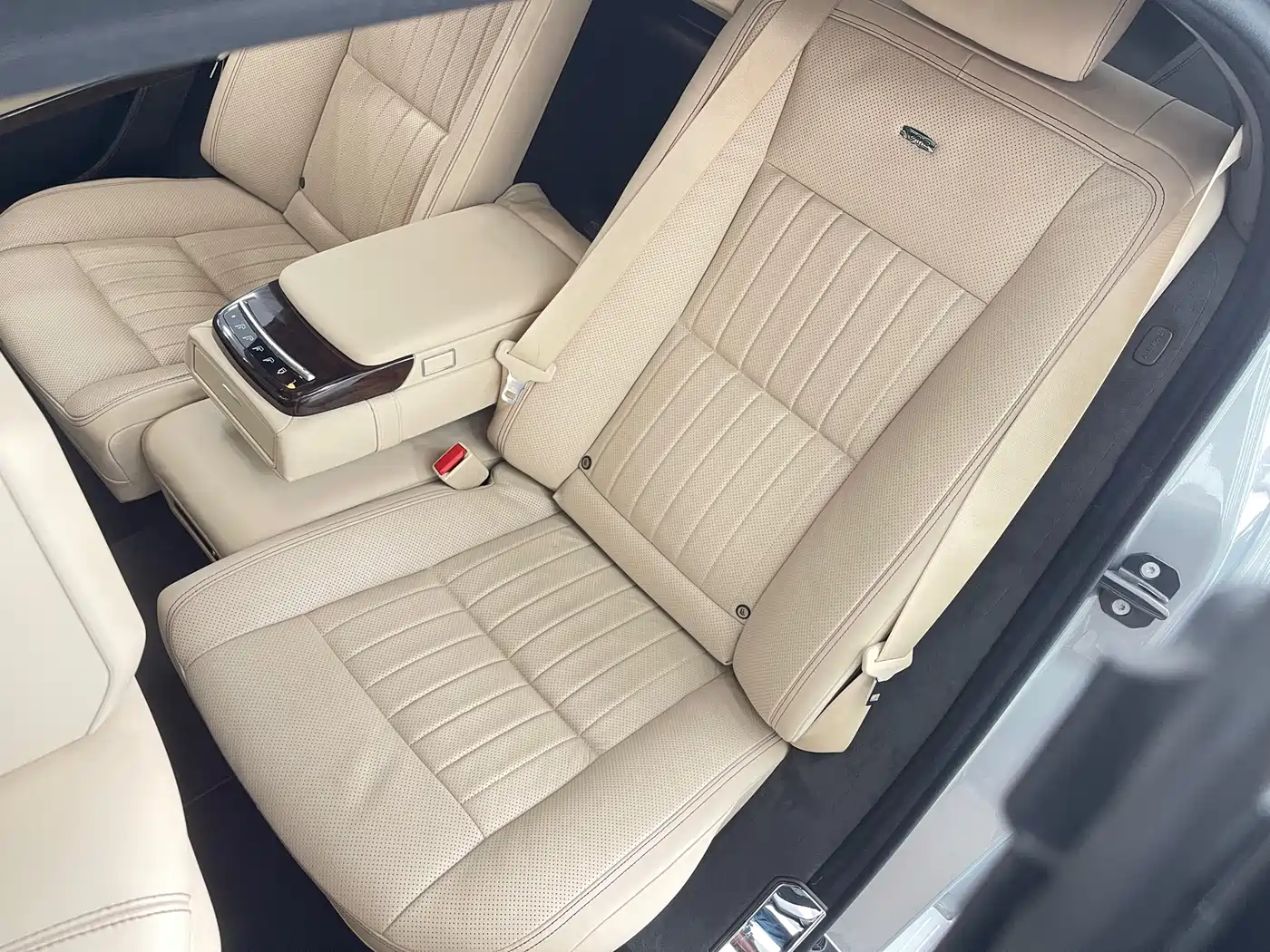 Mercedes-Benz S-Class 2012 S 600 L Grand Edition фото 37