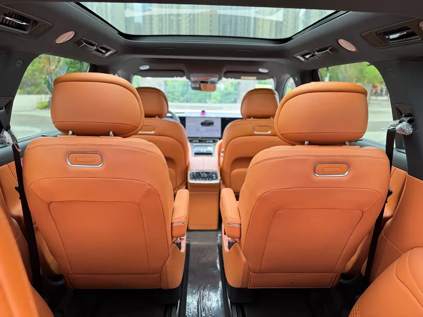 AITO Wenjie AITO M9 2024 Range Extender Max Edition 42kWh 6-seater фото 9