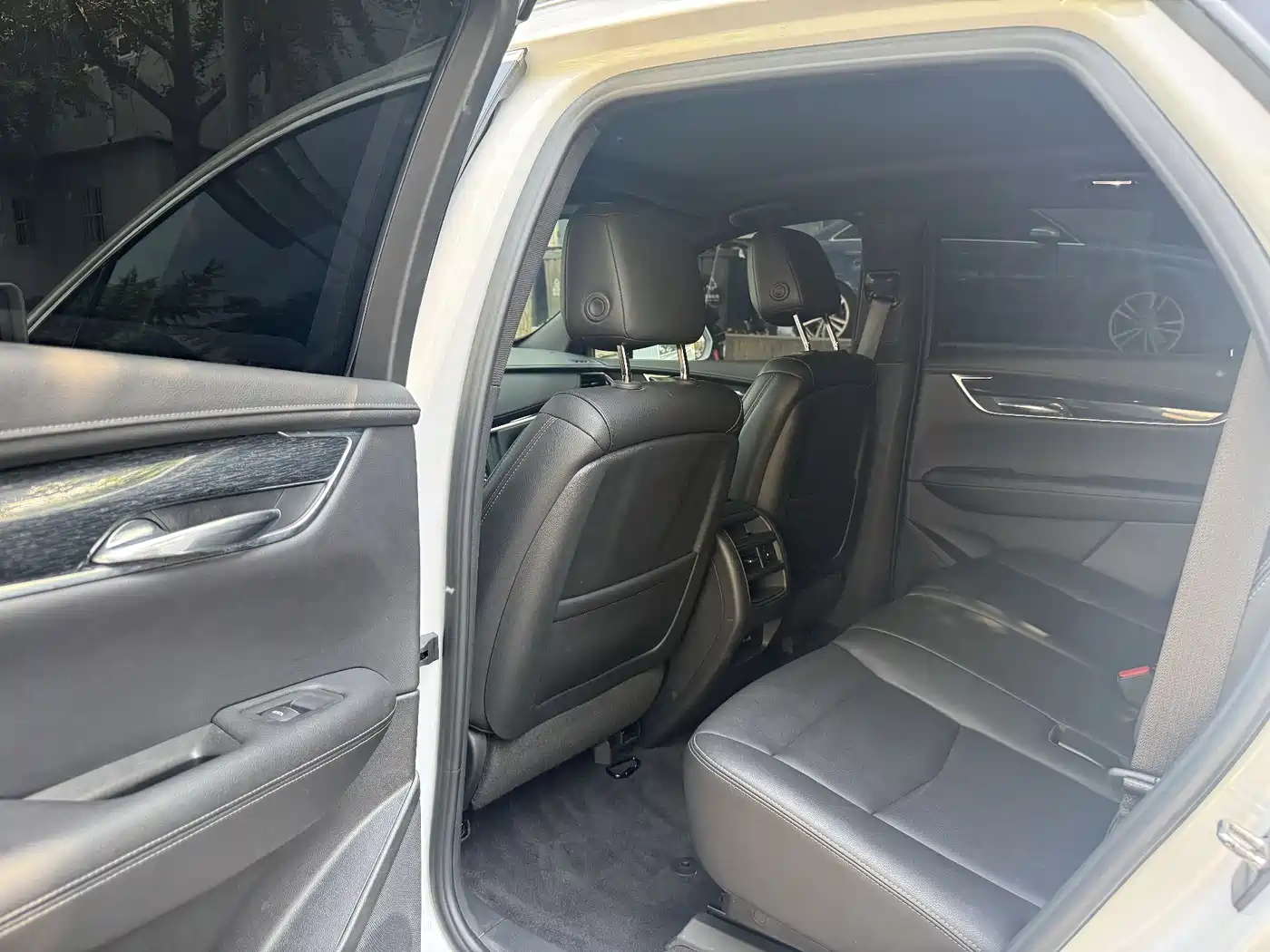 Cadillac XT5 2022 2.0T 2WD Luxury фото 26