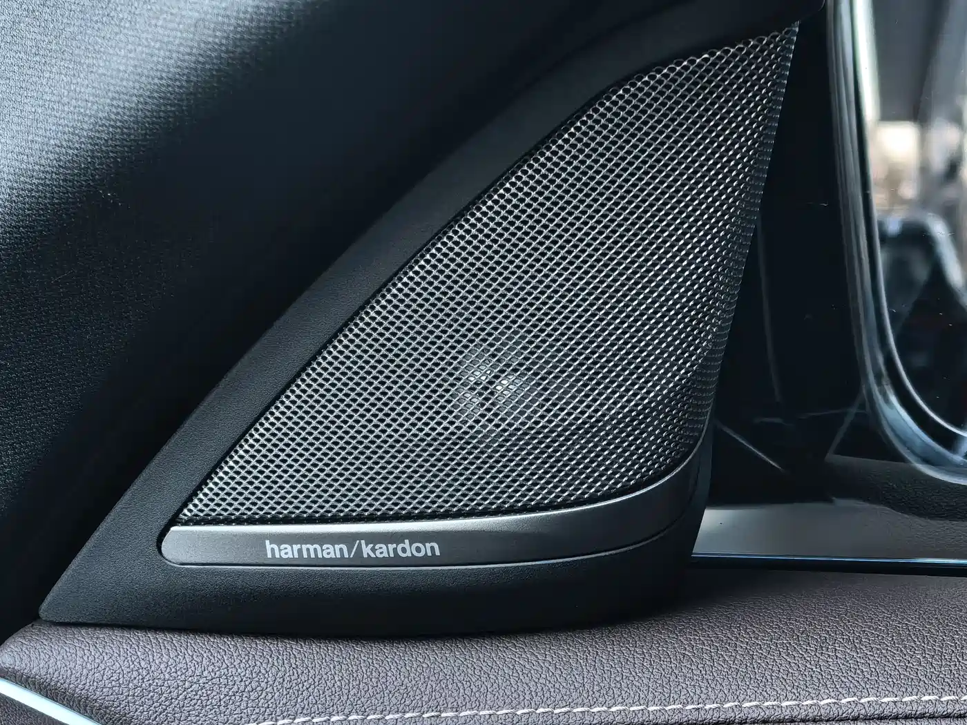 BMW 5 SERIES NEW ENERGY