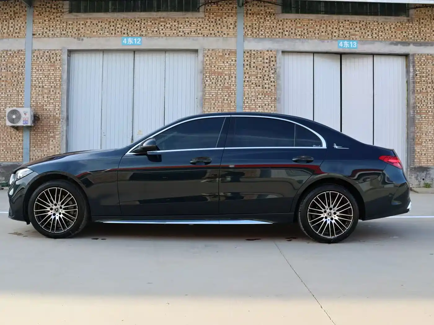Mercedes-Benz C-Class 2024 C 260 L Sport фото 13