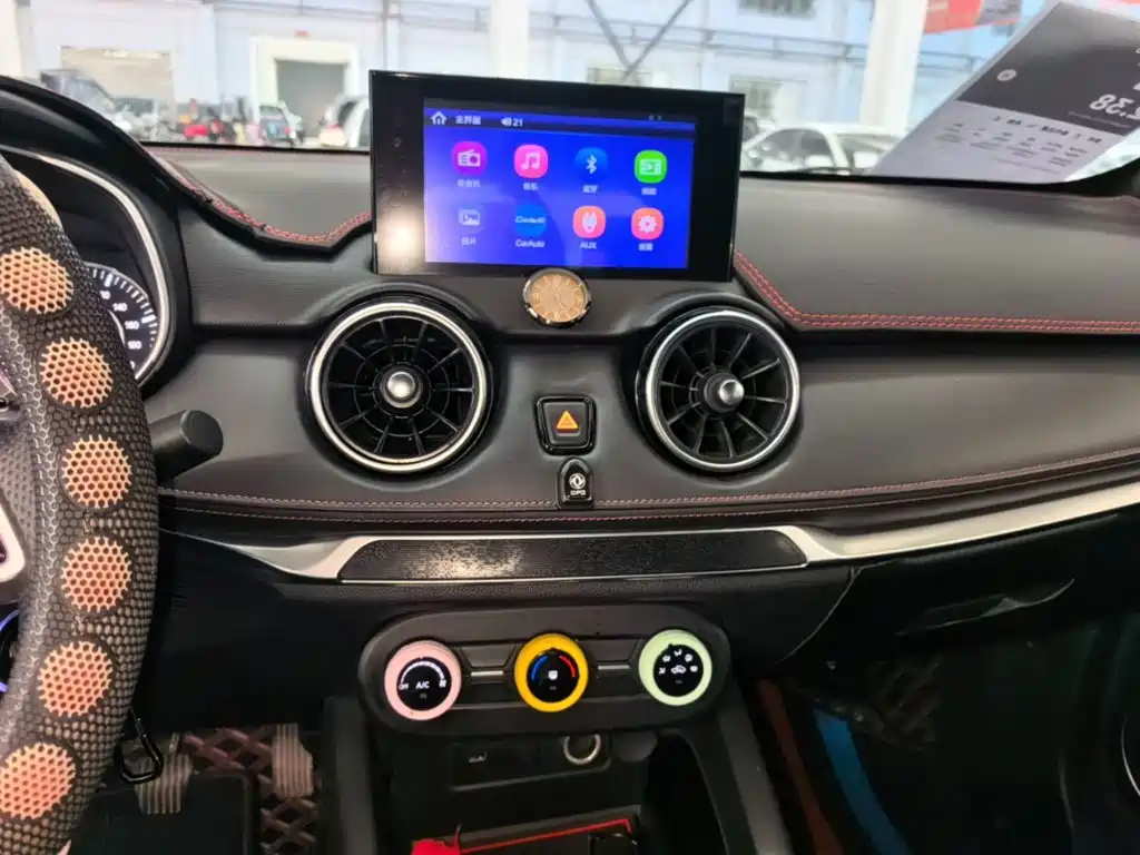 Dongfeng Fengguang Fengon 500 2023 2022 1.5L Manual Enjoyment Edition