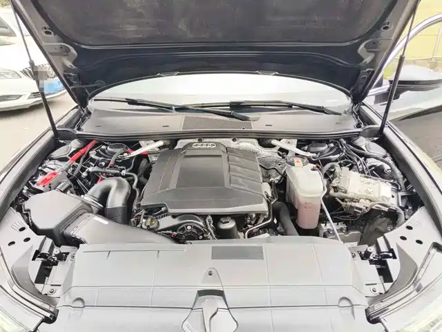 Audi A6L 2020 45 TFSI Premium Dynamic — фото 3