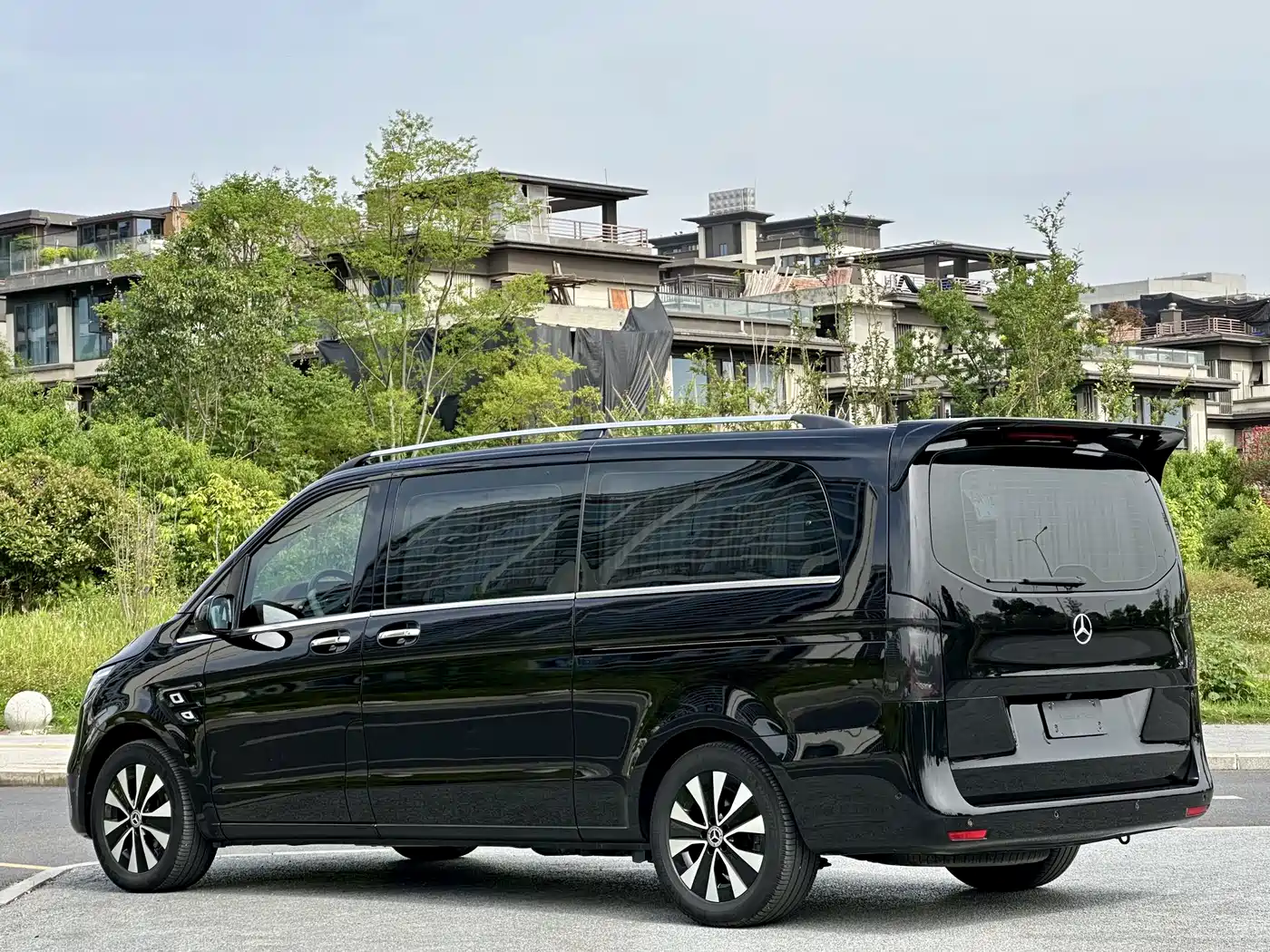 Mercedes-Benz Vito 2023 2.0T Business 7-Seater фото 6