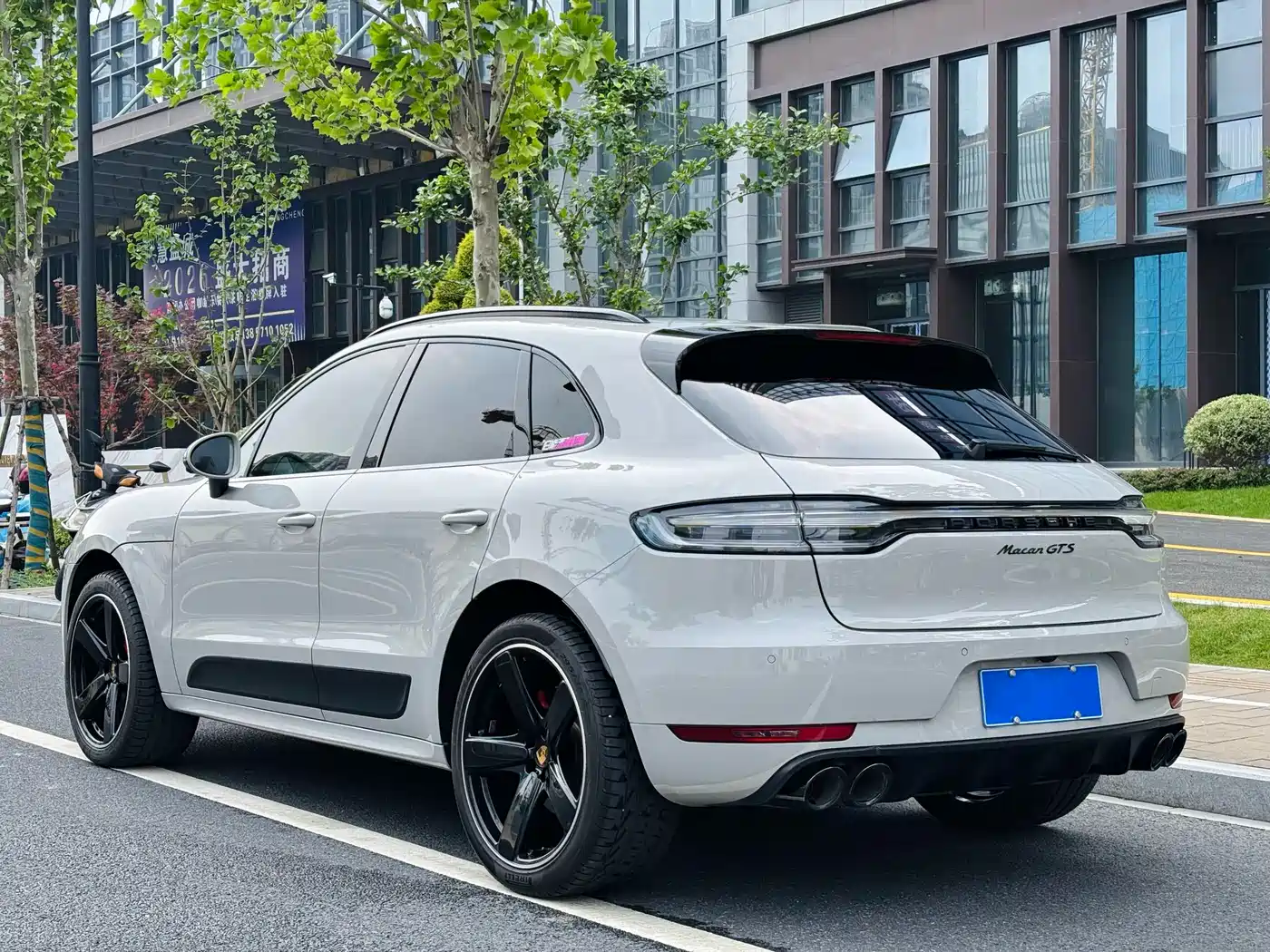 Porsche Macan 2022 Macan GTS 2.9T фото 8