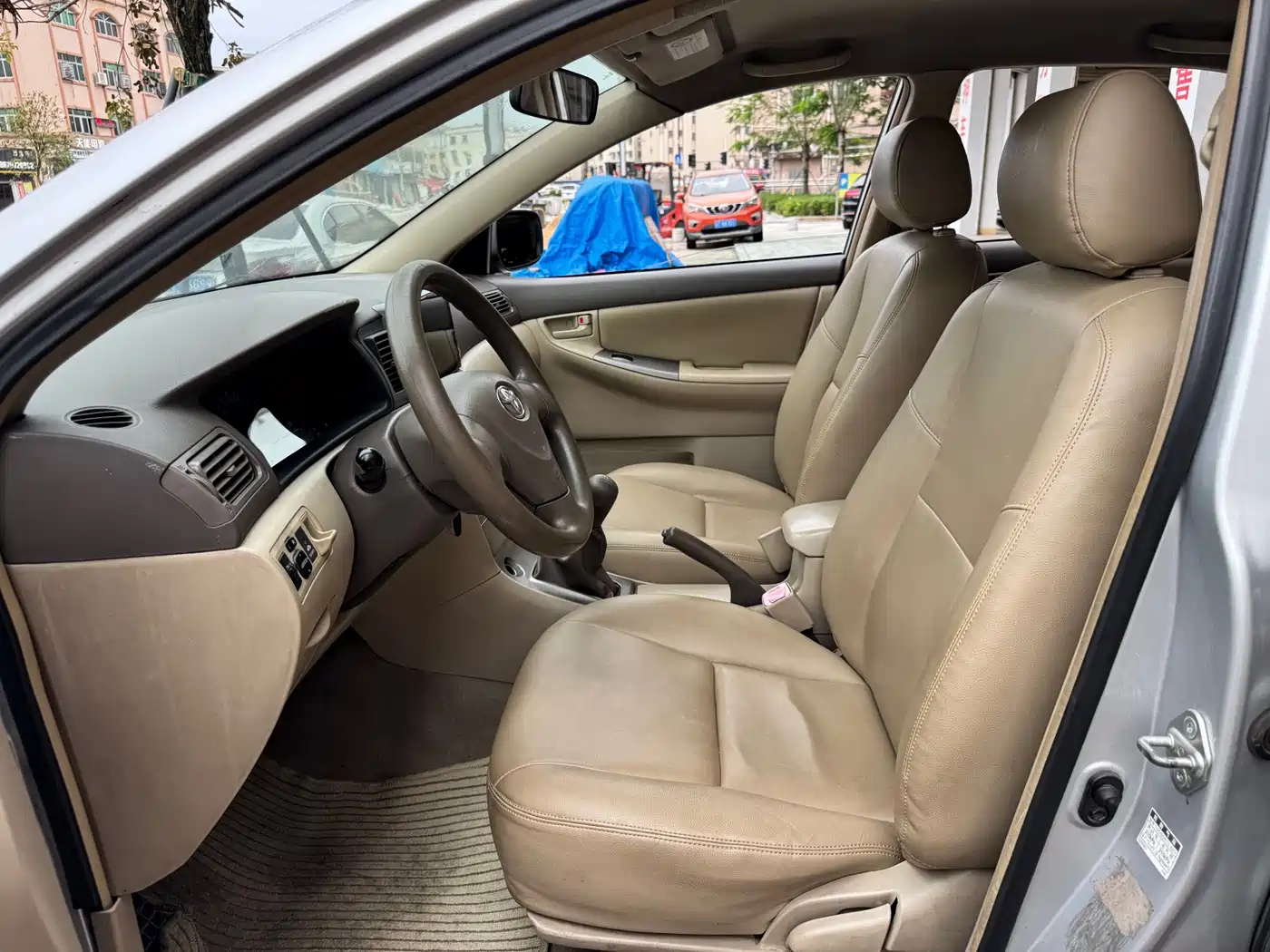 Toyota Corolla 2011 1.6L Manual Special Offer Edition фото 6