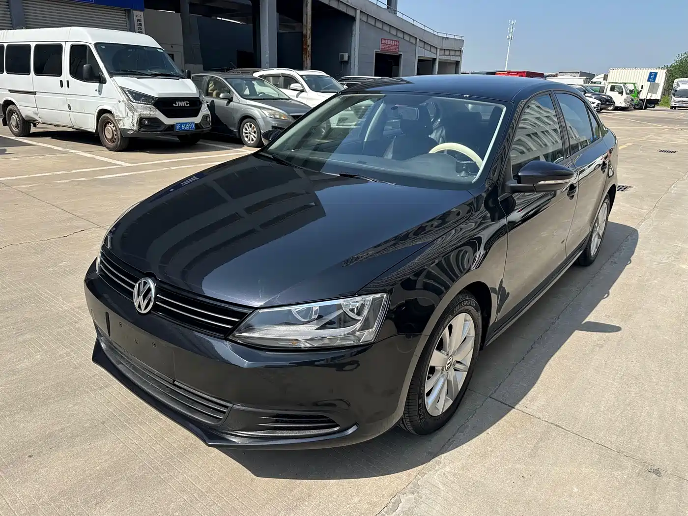 Volkswagen Sagitar 2014 1.6L Automatic Fashion