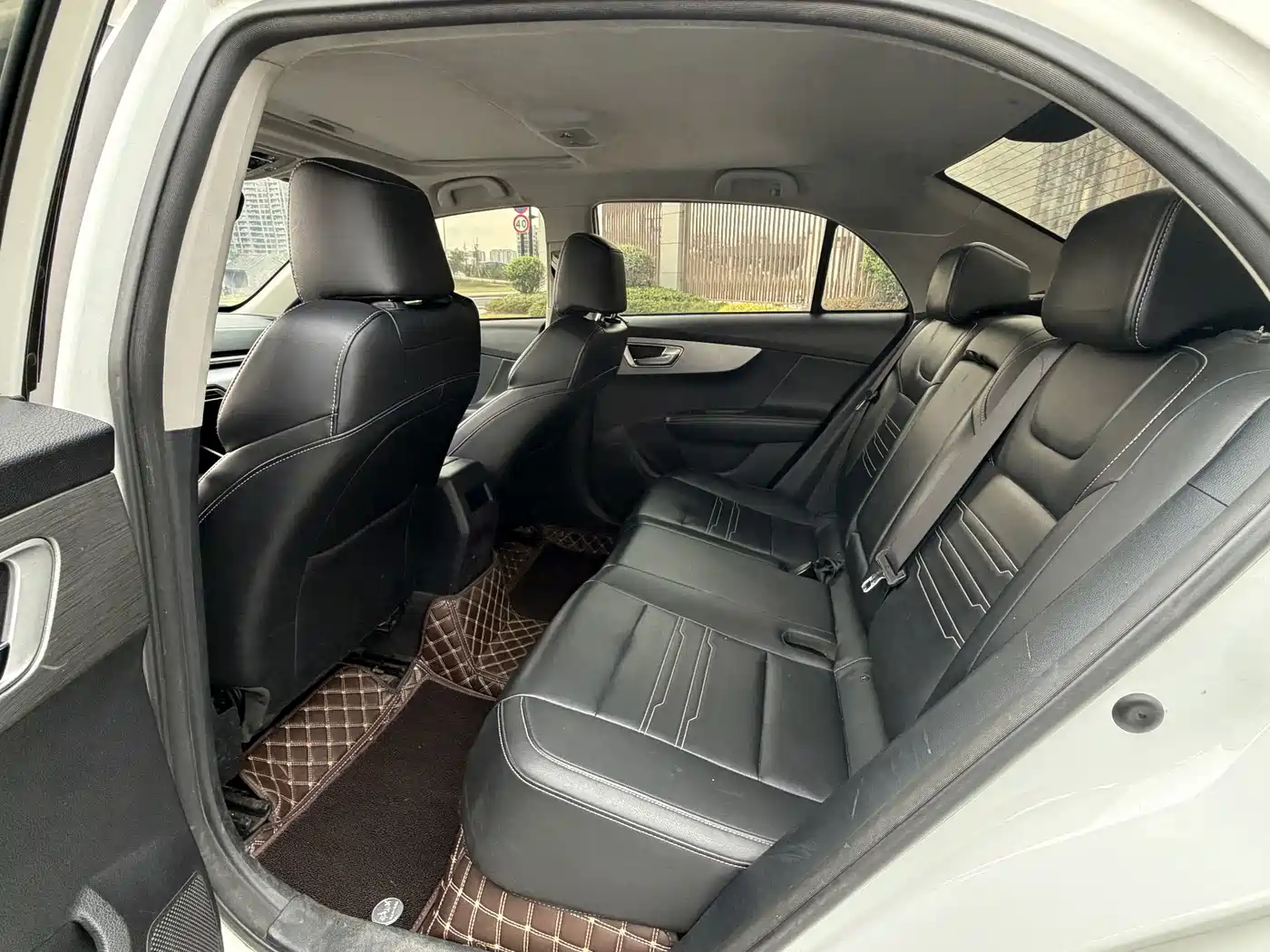 BYD Qin New Energy 2020 2019 Long Range Luxury Edition
